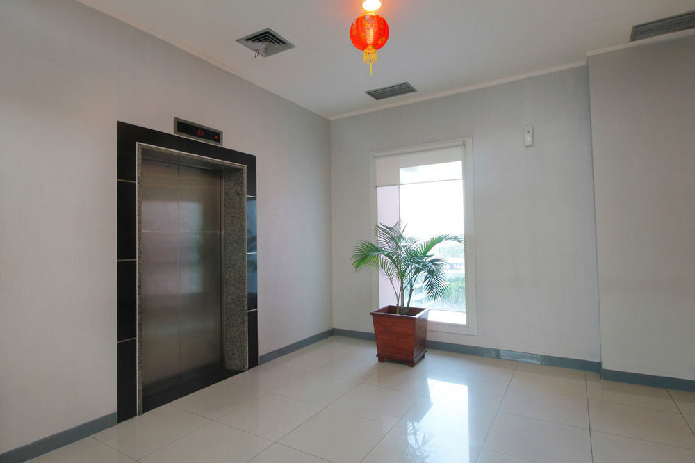 Hotel Airy Glodok Pinangsia Raya