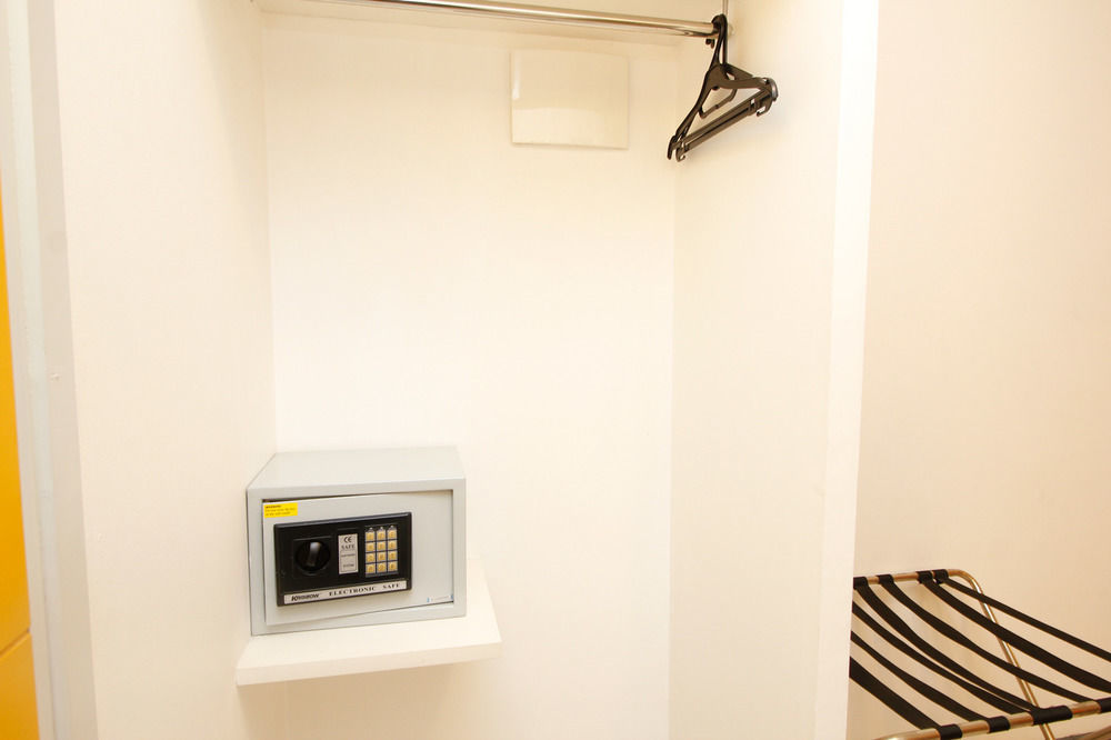 Hotel Airy Glodok Pinangsia Raya Jakarta