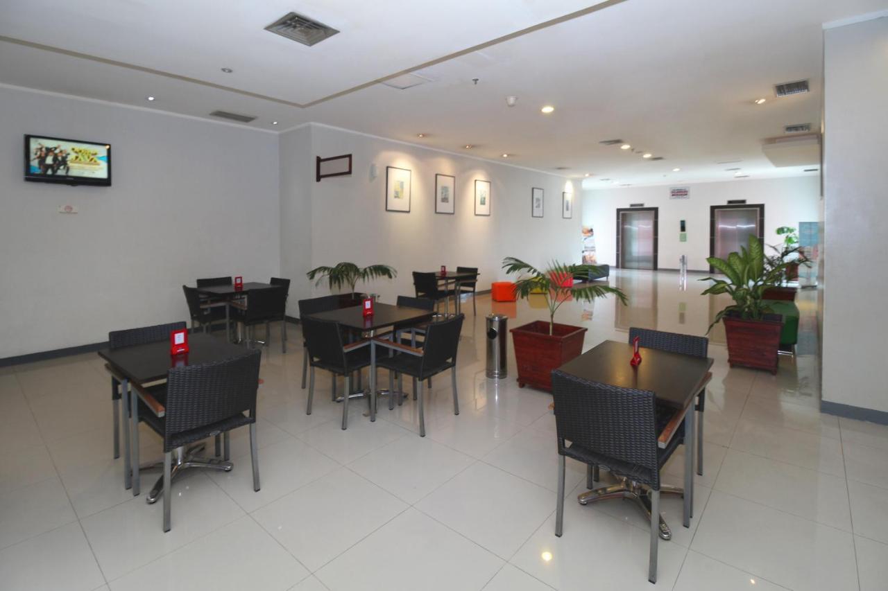 Airy Glodok Pinangsia Raya Hotel Jakarta